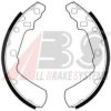 DAIHA 0449587208 Brake Shoe Set